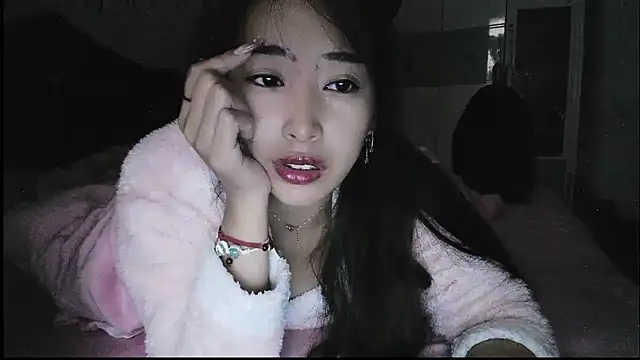 hebe-02 online show from November 3, 11:48 pm