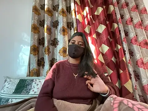 Snapshot of okbent chatting on November 21, 10:47 am okbent online show from November 21, 10:47 am