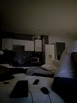 Snapshot of Mrnutella chatting on February 23, 6:34 pm Mrnutella online show from February 23, 6:34 pm