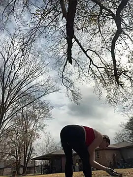 HTXBELLE online show from February 8, 6:22 pm