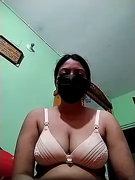 cuteangel9999 online show from March 3, 4:36 am