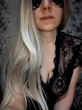 Snapshot of AliniX chatting on February 22, 12:05 am AliniX online show from February 22, 12:05 am