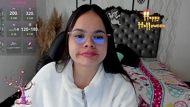 Kath latorre online show from October 17, 1:14 pm