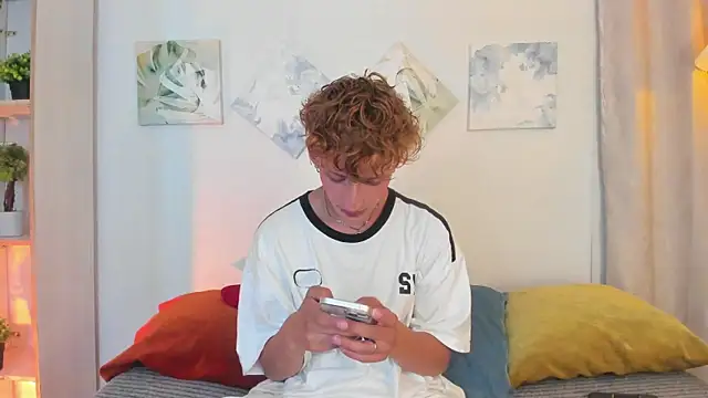 iiangel  online show from January 13, 3:01 am