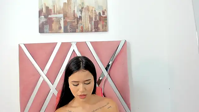 Emily-Carter online show from December 15, 9:08 pm