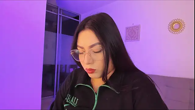 emily-777 online show from January 13, 9:09 pm