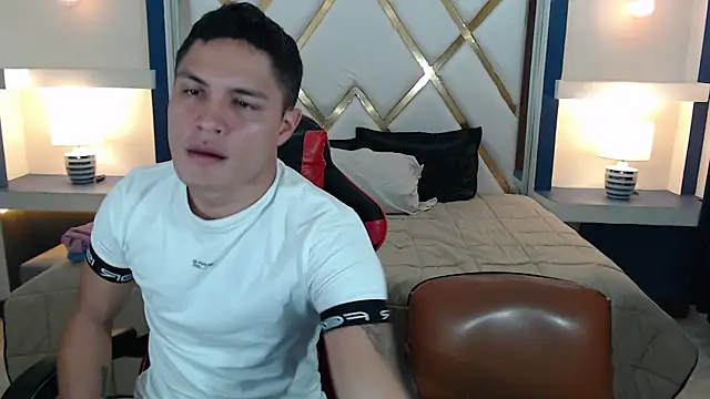 Snapshot of SaraClub_JY chatting on October 19, 12:44 am SaraClub JY online show from October 19, 12:44 am