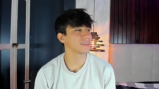 Allex Cano online show from February 9, 8:57 pm