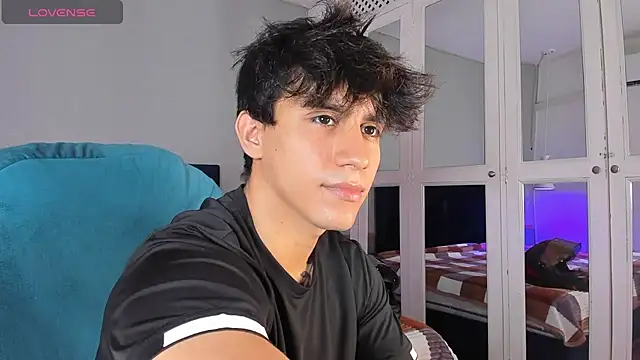 Allex Cano online show from February 14, 8:27 pm