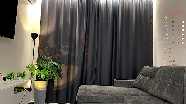 Nerdy Amy online show from October 21, 4:08 pm