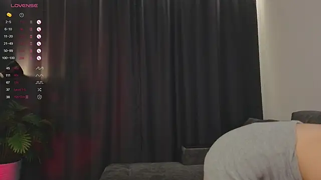 Nerdy Amy online show from November 8, 4:07 pm