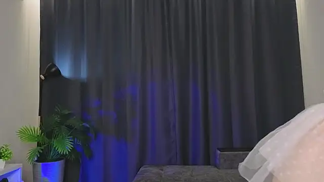 Nerdy Amy online show from November 28, 3:58 pm