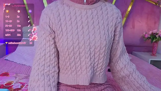 EmmyCortez online show from January 10, 11:45 am