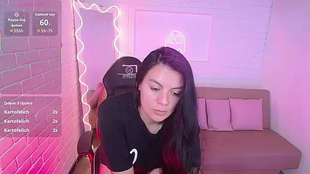 Coraline tay online show from September 12, 7:14 pm
