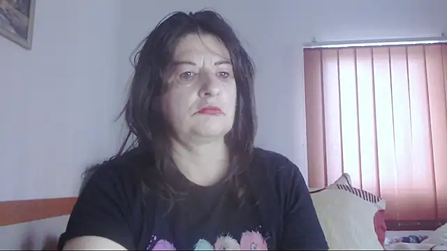 ExtasyMature online show from October 17, 5:43 am