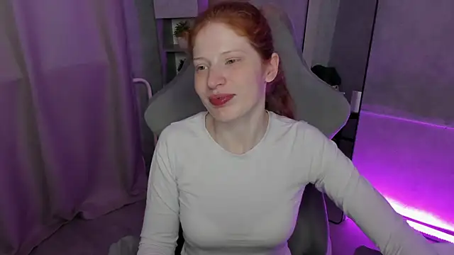 Sandra Wi1son online show from May 27, 1:35 am