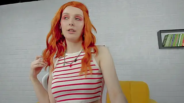 KristinMoore online show from February 26, 11:20 am