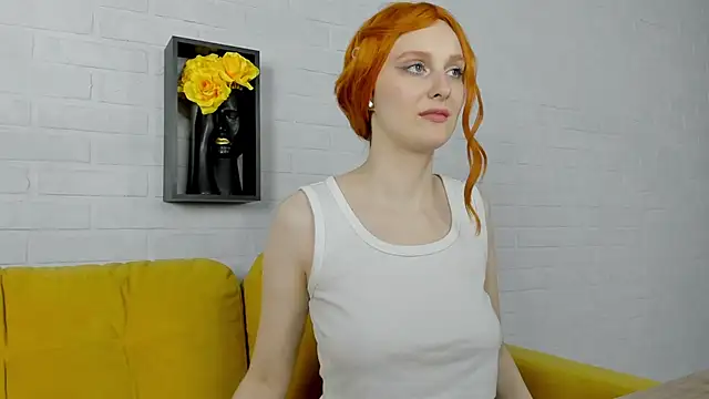 KristinMoore online show from March 1, 3:49 pm