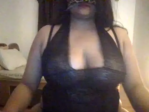 Snapshot of LustyTasha chatting on March 12, 7:17 pm LustyTasha online show from March 12, 7:17 pm