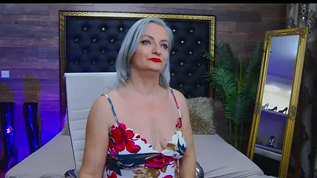 LadyTouch online show from January 26, 4:30 am