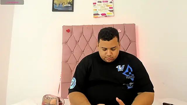 MICHAEL AND SHARON online show from October 25, 4:20 am