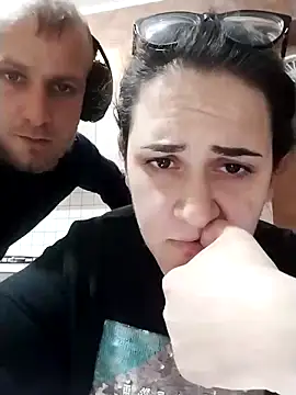 Snapshot of Dolcecurvy chatting on January 19, 3:05 pm Dolcecurvy online show from January 19, 3:05 pm