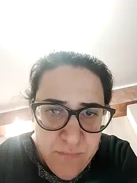 Snapshot of Dolcecurvy chatting on February 8, 10:13 pm Dolcecurvy online show from February 8, 10:13 pm