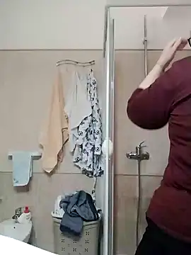 Dolcecurvy online show from April 25, 2:14 pm