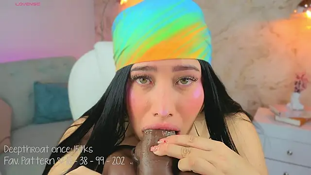 Leaa Cox online show from December 19, 5:25 am