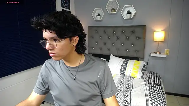 cheryl bohareal online show from February 24, 10:14 pm