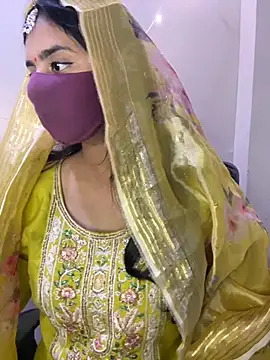 Dishasarmaa05 online show from December 5, 6:37 pm