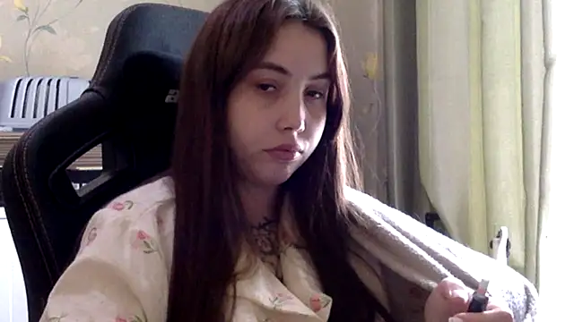 Snapshot of bysinka18 chatting on April 23, 11:09 am bysinka18 online show from April 23, 11:09 am