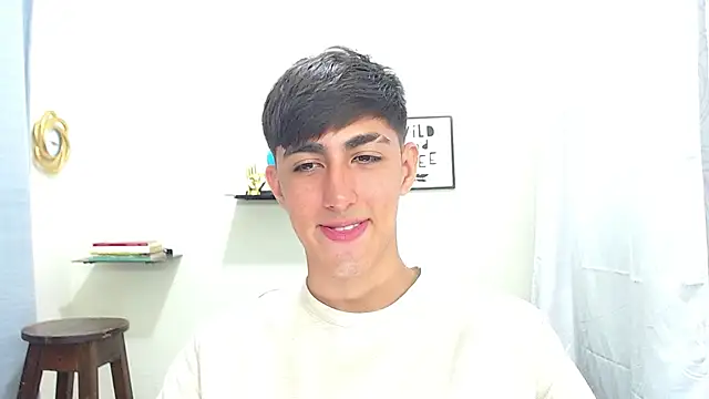 Snapshot of babymaik chatting on February 21, 8:16 pm babymaik online show from February 21, 8:16 pm