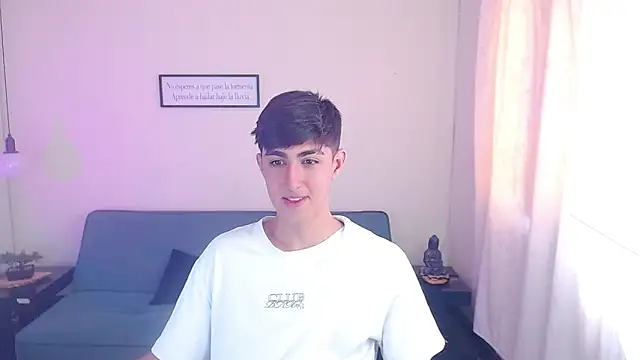 Snapshot of babymaik chatting on March 1, 4:33 pm babymaik online show from March 1, 4:33 pm