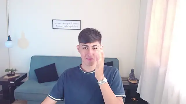 Snapshot of babymaik chatting on March 6, 1:35 pm babymaik online show from March 6, 1:35 pm