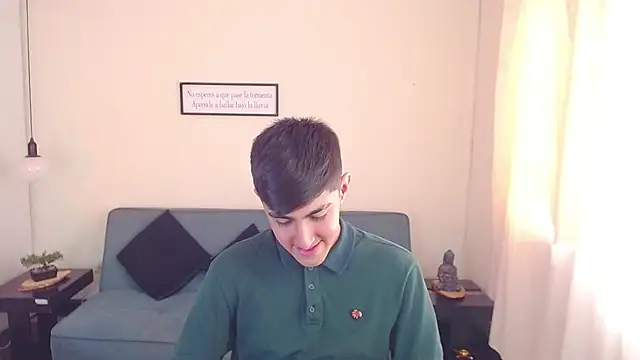Snapshot of babymaik chatting on March 13, 1:40 pm babymaik online show from March 13, 1:40 pm