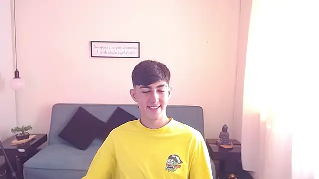 Snapshot of babymaik chatting on March 22, 1:30 pm babymaik online show from March 22, 1:30 pm