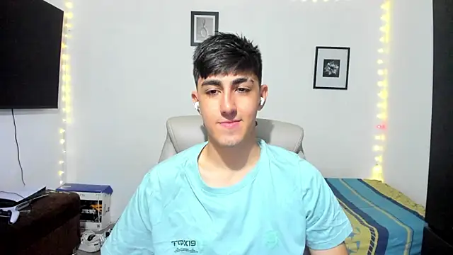 Snapshot of babymaik chatting on September 8, 8:41 pm babymaik online show from September 8, 8:41 pm