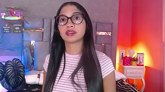 Tyla Ks online show from January 16, 8:02 pm