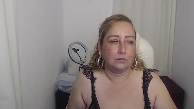 Snapshot of Mature_2025 chatting on March 12, 4:46 pm Mature 2025 online show from March 12, 4:46 pm