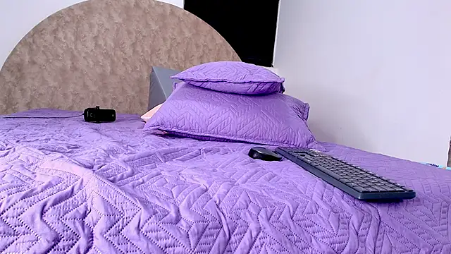 Snapshot of abigail_fx chatting on November 15, 3:04 am abigail fx online show from November 15, 3:04 am