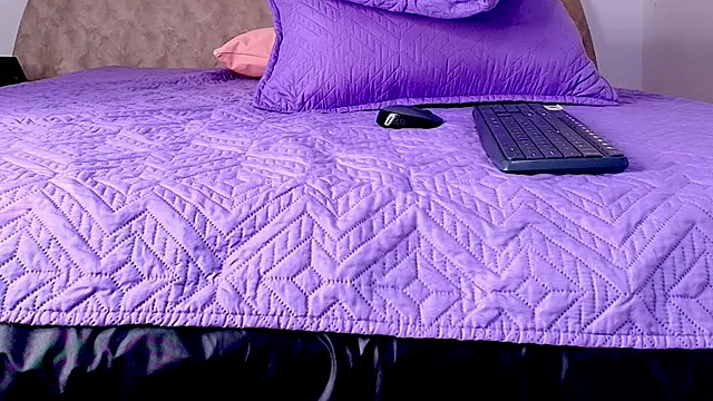 Snapshot of abigail_fx chatting on November 22, 3:05 am abigail fx online show from November 22, 3:05 am