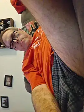 Smallone327 online show from November 9, 5:17 am