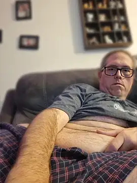 Smallone327 online show from June 8, 3:51 am