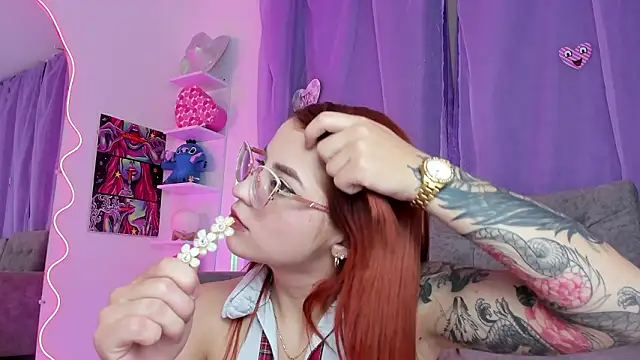 MelaniJhonson online show from March 21, 7:02 am