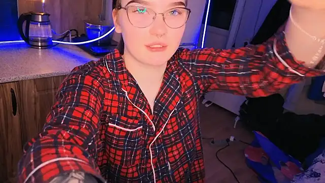 milliedoll online show from January 31, 9:02 pm