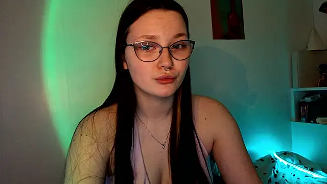 milliedoll online show from February 18, 4:03 pm