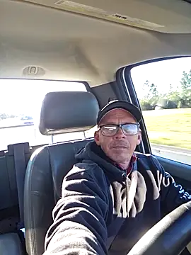 chris8827 online show from March 17, 1:18 pm