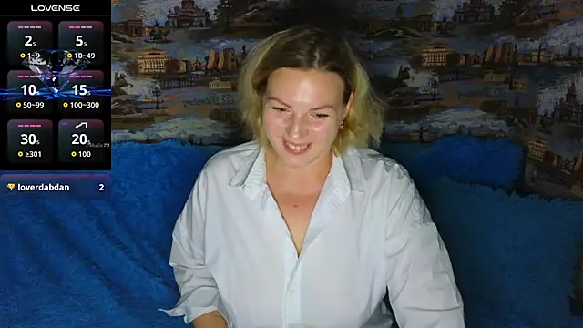 Snapshot of LadyLucky_ chatting on September 22, 2:13 am LadyLucky  online show from September 22, 2:13 am
