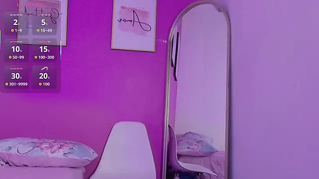 innocenthazel online show from November 24, 1:00 pm